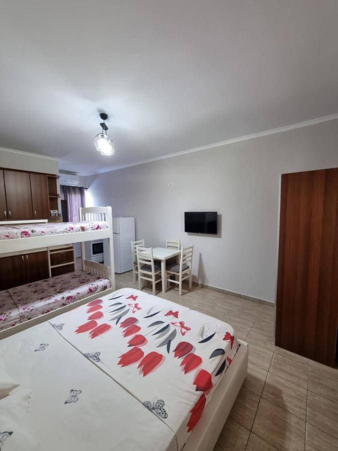 Holiday Home Plazhi San Pietro Exteriör bild